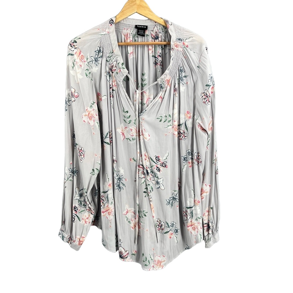 Torrid Floral Peasant Blouse 3X Gray Long Sleeve Boho Tunic Top Plus Size